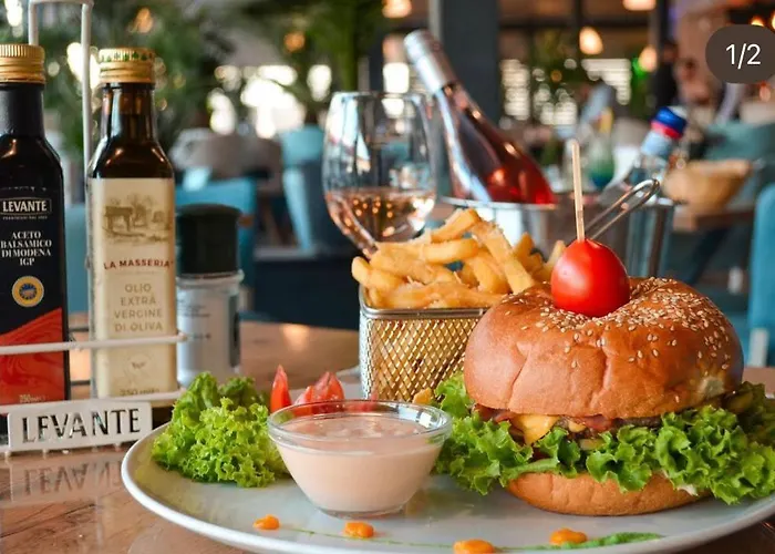 Отель Dvg Tineret Schitu